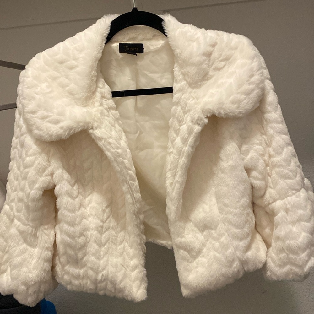 Tacera faux fur 3/4 cropped jacket